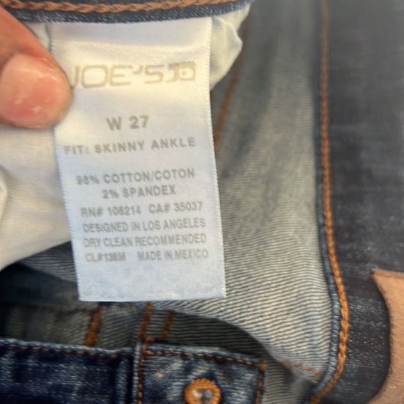 Beautiful gentle worn jeans - Picture 6 of 9